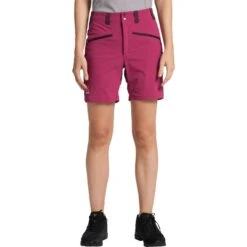 Haglöfs Women's Mid Standard Shorts (2021) -Haglöfs haglofs mid standard shorts women 2021 deep pink aubergine 1