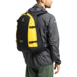 Haglöfs Tight Large -Haglöfs haglofs tight large true black pumpkin yellow 9