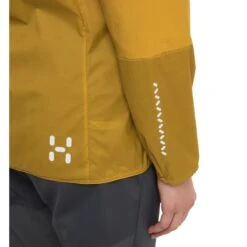 Haglöfs Women's L.I.M Alpha Hood -Haglöfs haglofs women s l i m alpha hood ultra pink autumn leaves 8